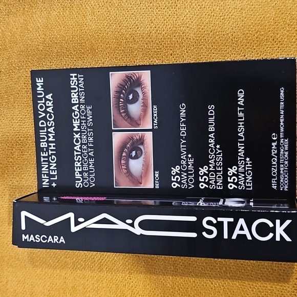 MAC MAC STACK FULL SIZE Mascara NIB - Black MSRP $29 - Picture 1 of 6